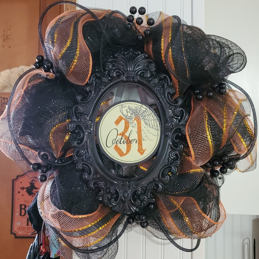 Halloween Spooky Mesh Wreath